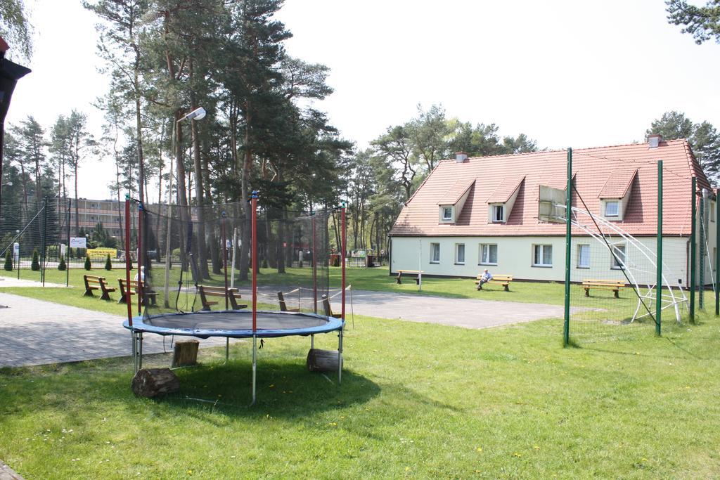 Osrodek Wypoczynkowy Merkury ムジェジノ エクステリア 写真